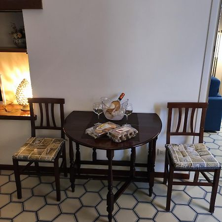 Casa Claudia ~ Rione Monti-Colosseo Róma Kültér fotó